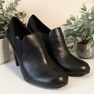 Levity Black Leather High Heeled Booties